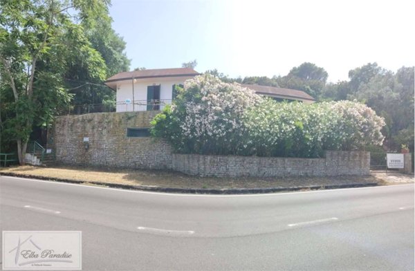 casa indipendente in vendita a Portoferraio in zona Viticcio