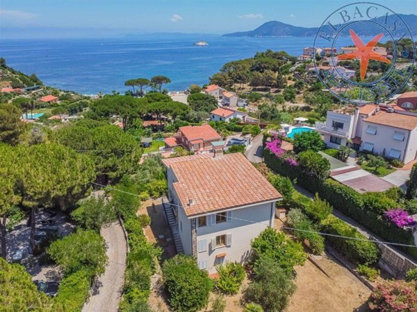 casa indipendente in vendita a Portoferraio