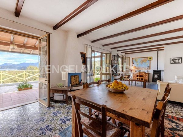casa indipendente in vendita a Portoferraio