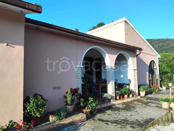 casa indipendente in vendita a Portoferraio