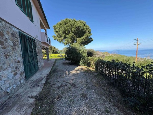 casa indipendente in vendita a Portoferraio