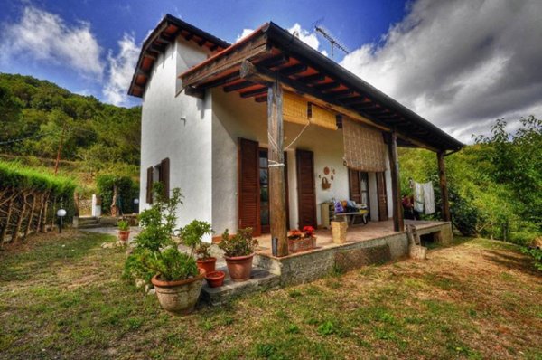 casa indipendente in vendita a Portoferraio