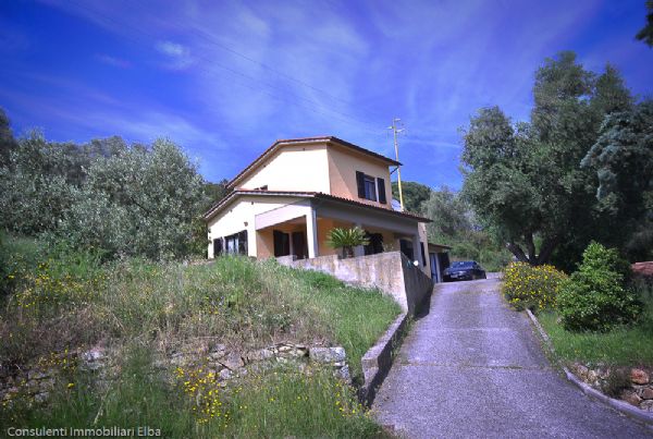 casa indipendente in vendita a Portoferraio