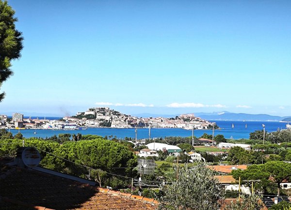 casa indipendente in vendita a Portoferraio