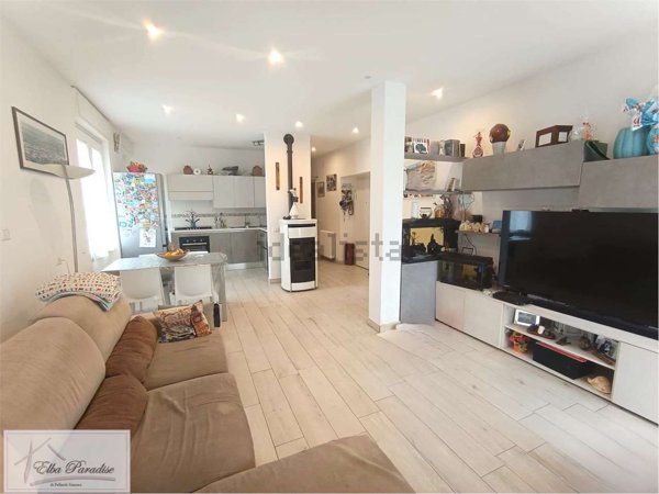 casa indipendente in vendita a Portoferraio in zona Acquaviva