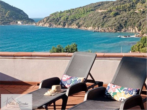 casa indipendente in vendita a Portoferraio in zona Viticcio