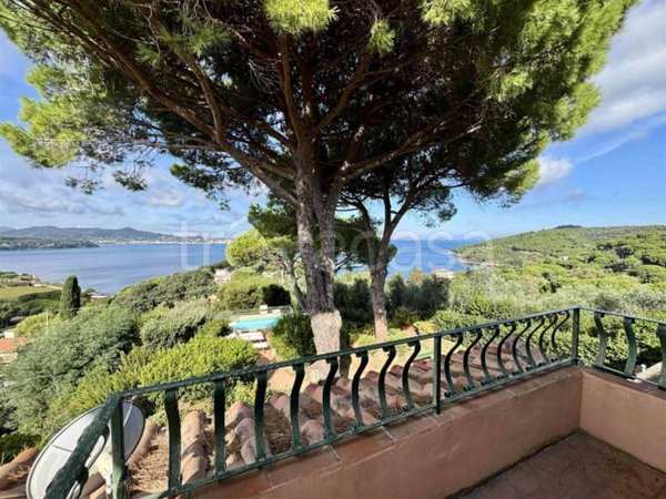 casa indipendente in vendita a Portoferraio in zona Magazzini