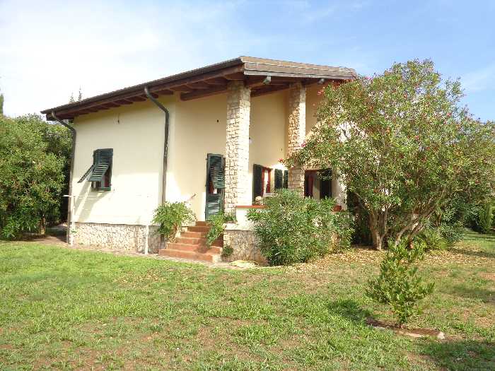 casa indipendente in vendita a Portoferraio