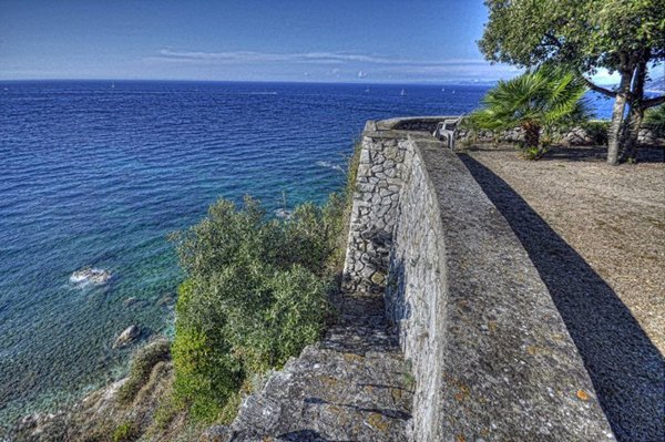 casa indipendente in vendita a Portoferraio