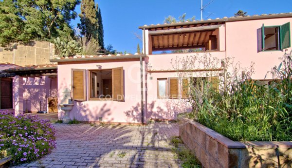 casa indipendente in vendita a Portoferraio