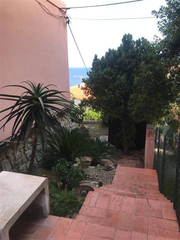 casa indipendente in vendita a Portoferraio