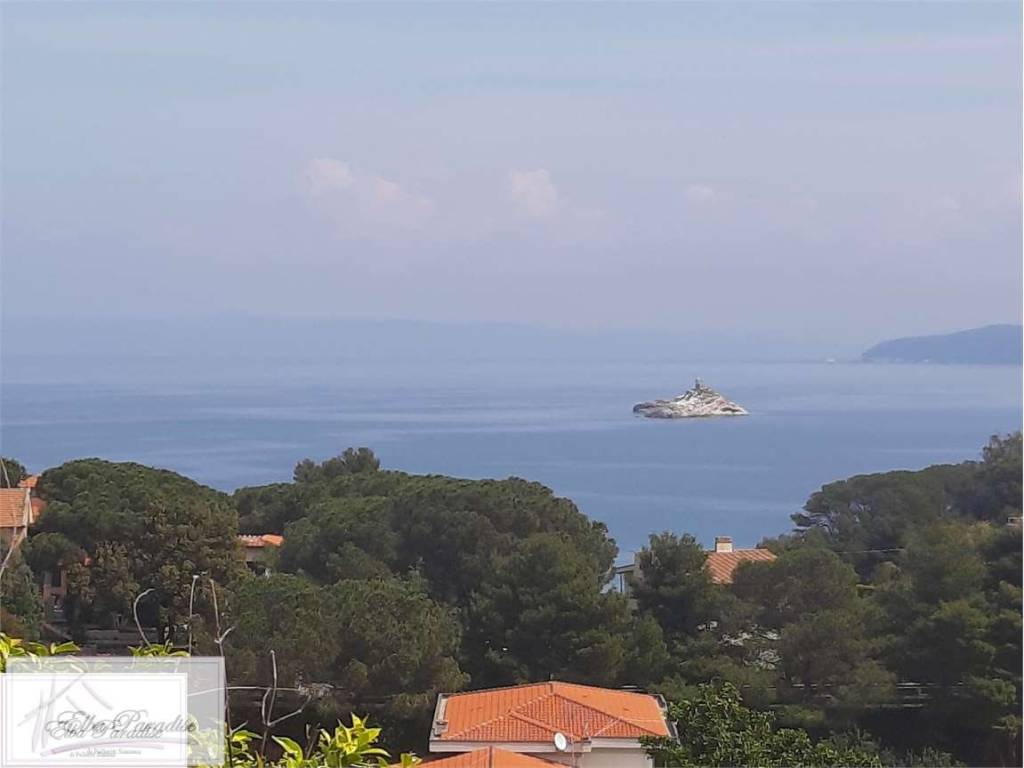casa indipendente in vendita a Portoferraio in zona Viticcio