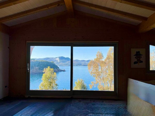 casa indipendente in vendita a Portoferraio