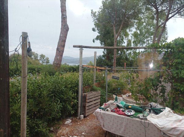 casa indipendente in vendita a Portoferraio