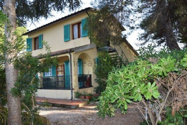 casa indipendente in vendita a Portoferraio