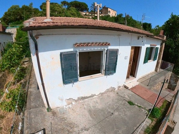 casa indipendente in vendita a Portoferraio