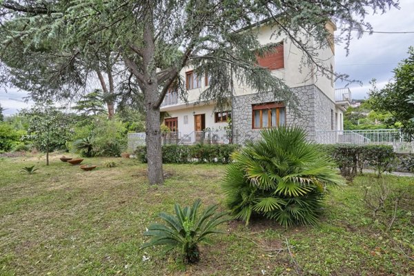 casa indipendente in vendita a Portoferraio
