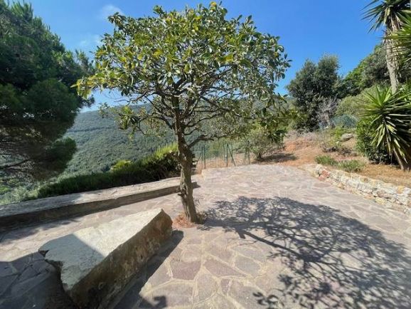 casa indipendente in vendita a Portoferraio