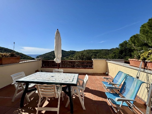 appartamento in vendita a Portoferraio in zona Magazzini