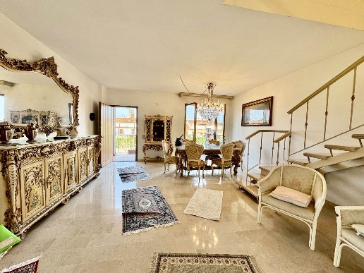 casa indipendente in vendita a Portoferraio