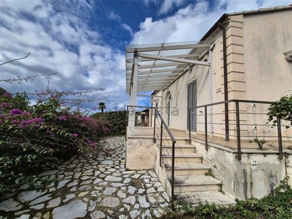 casa indipendente in vendita a Portoferraio in zona Magazzini