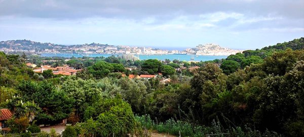 casa indipendente in vendita a Portoferraio