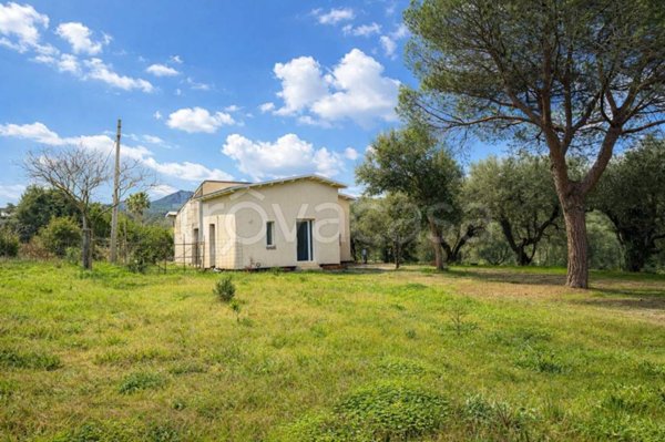 casa indipendente in vendita a Portoferraio