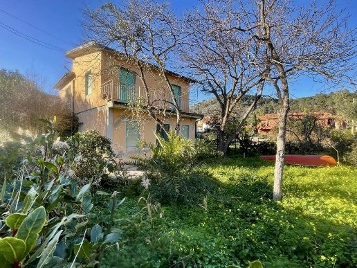 casa indipendente in vendita a Portoferraio