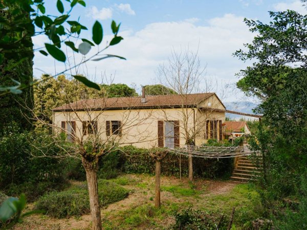 casa indipendente in vendita a Portoferraio