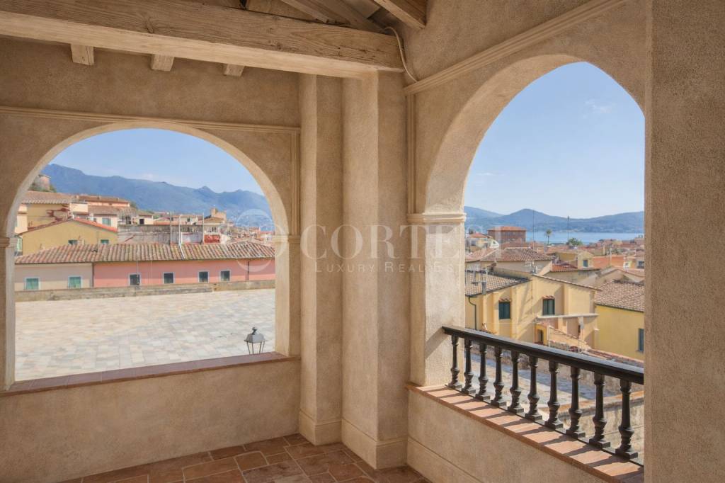 appartamento in vendita a Portoferraio