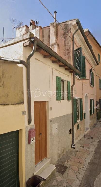 casa indipendente in vendita a Portoferraio