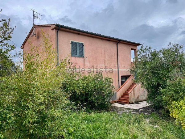 casa indipendente in vendita a Portoferraio