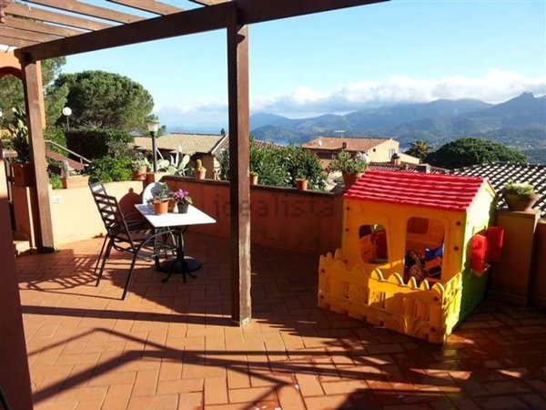 appartamento in vendita a Portoferraio in zona Magazzini