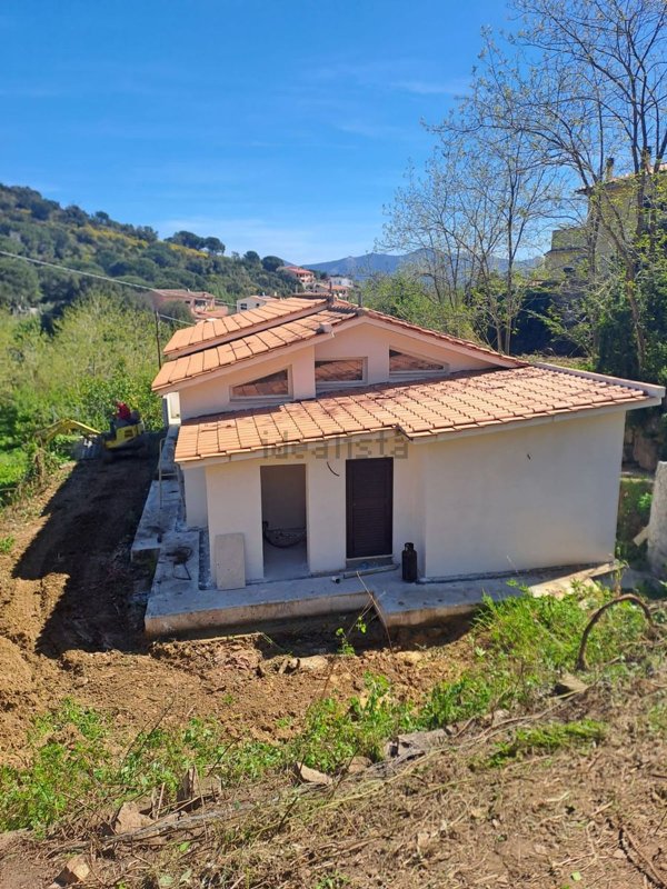 appartamento in vendita a Portoferraio in zona Valle di Lazzaro