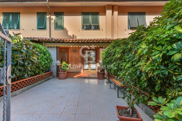 casa indipendente in vendita a Portoferraio