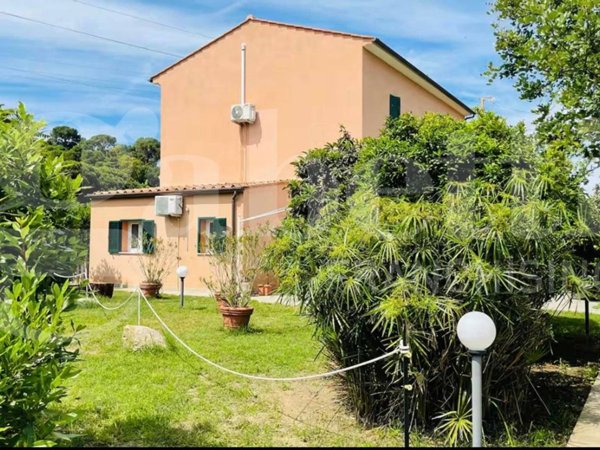 casa indipendente in vendita a Portoferraio