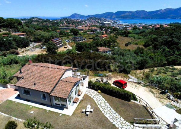 casa indipendente in vendita a Portoferraio