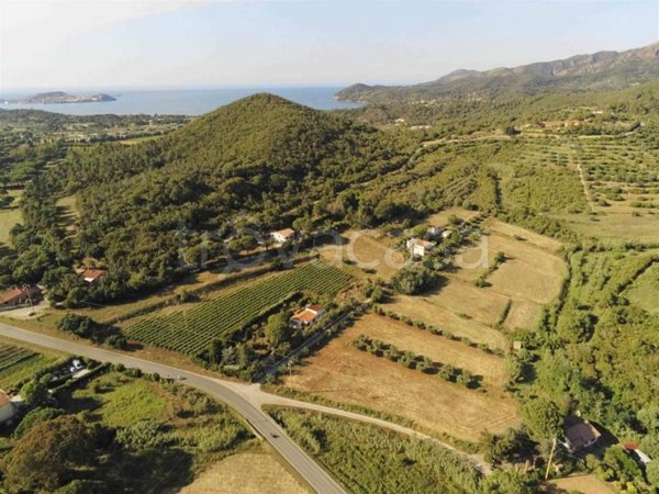 casa indipendente in vendita a Portoferraio