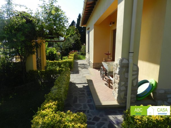 villa in vendita a Rosignano Marittimo in zona Rosignano Solvay