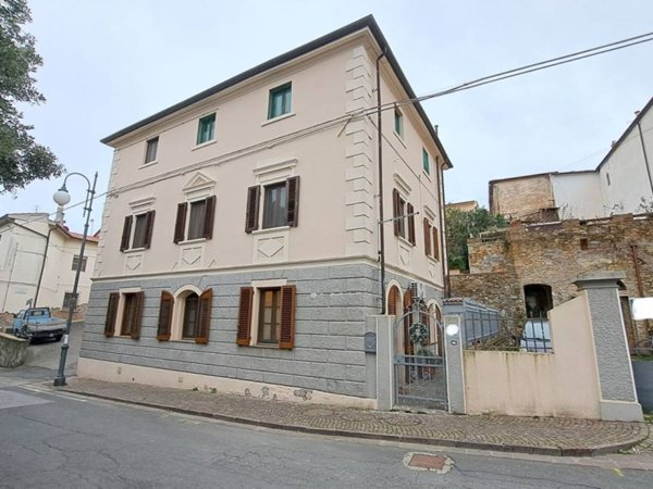 appartamento a Rosignano Marittimo in zona Castelnuovo della Misericordia