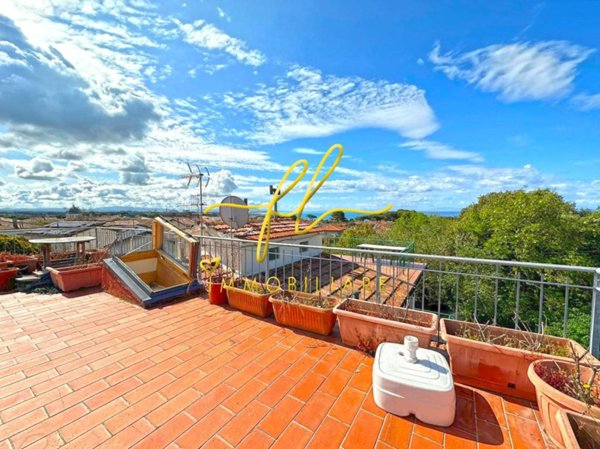 appartamento in vendita a Rosignano Marittimo in zona Castiglioncello
