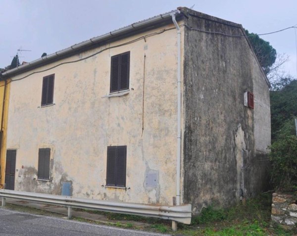 appartamento in vendita a Rosignano Marittimo in zona Nibbiaia