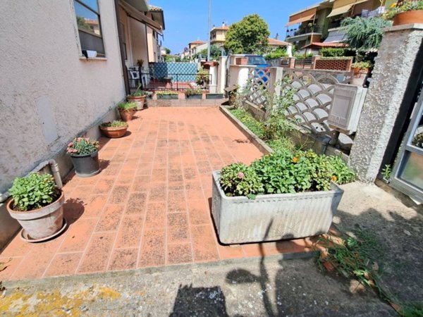 appartamento in vendita a Rosignano Marittimo in zona Rosignano Solvay