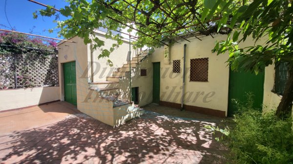 casa indipendente in vendita a Rosignano Marittimo in zona Rosignano Solvay
