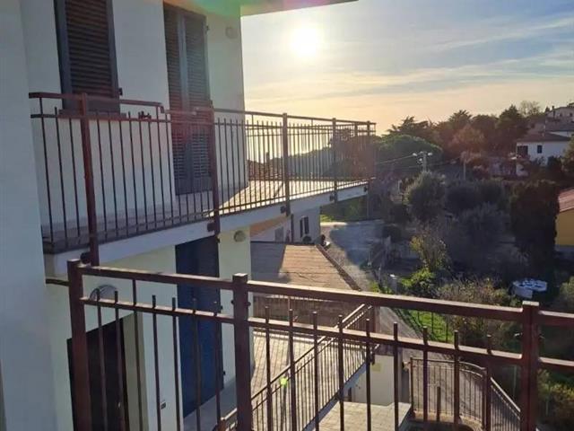 appartamento in vendita a Rosignano Marittimo in zona Nibbiaia
