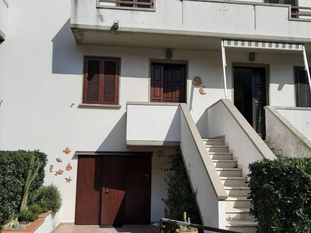 casa indipendente in vendita a Rosignano Marittimo in zona La Mazzanta