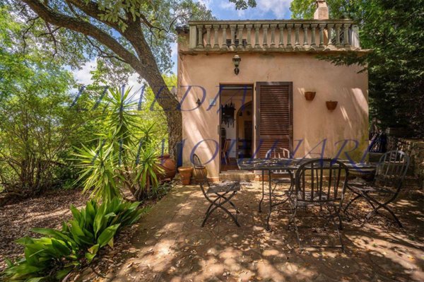 casa indipendente in vendita a Rosignano Marittimo in zona Gabbro