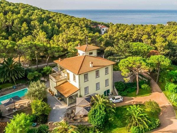 casa indipendente in vendita a Rosignano Marittimo in zona Castiglioncello