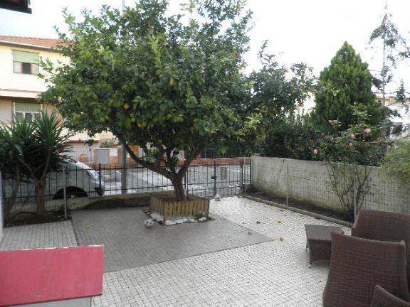 casa indipendente in vendita a Rosignano Marittimo in zona Vada