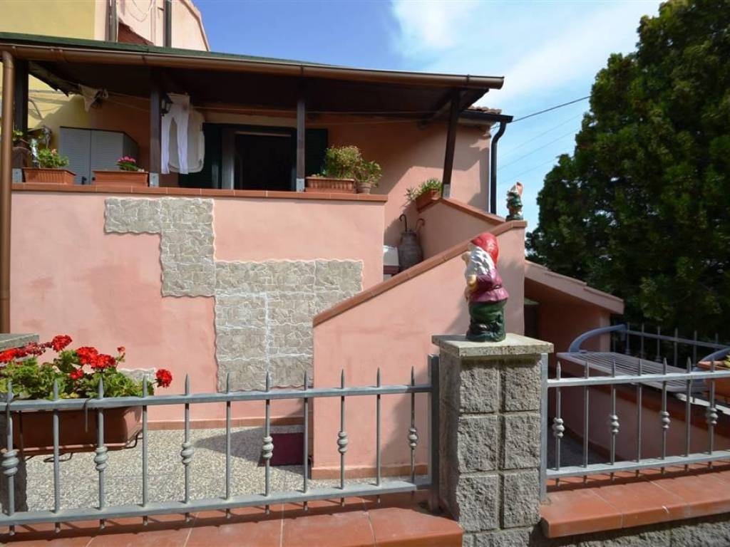 appartamento a Rosignano Marittimo in zona Castelnuovo della Misericordia